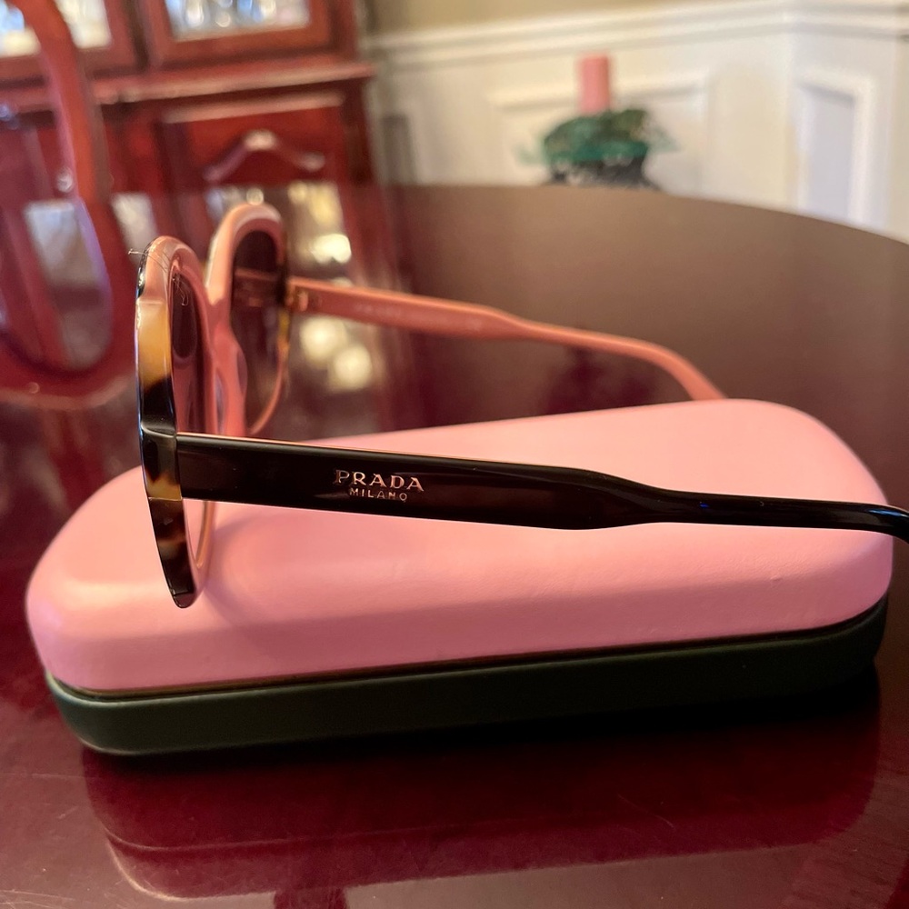Prada Black/Pink Acetate Angular Oversized Sungla… - image 3